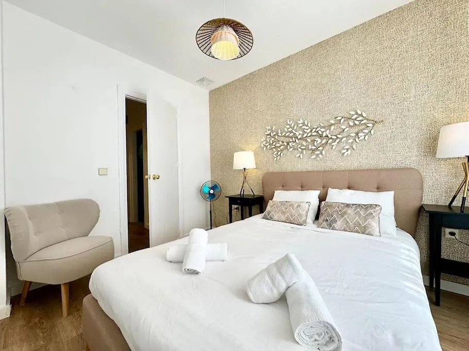 Spacious 3Bd Central Malaga With 2Bh & Ac Apartment