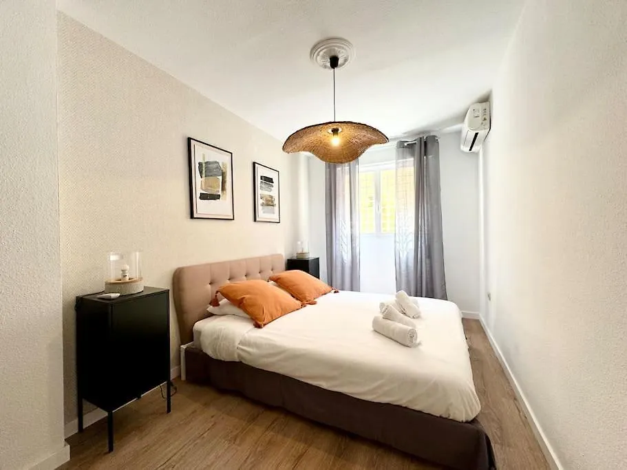Spacious 3Bd Central Malaga With 2Bh & Ac