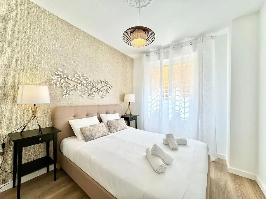 Spacious 3Bd Central Malaga With 2Bh & Ac