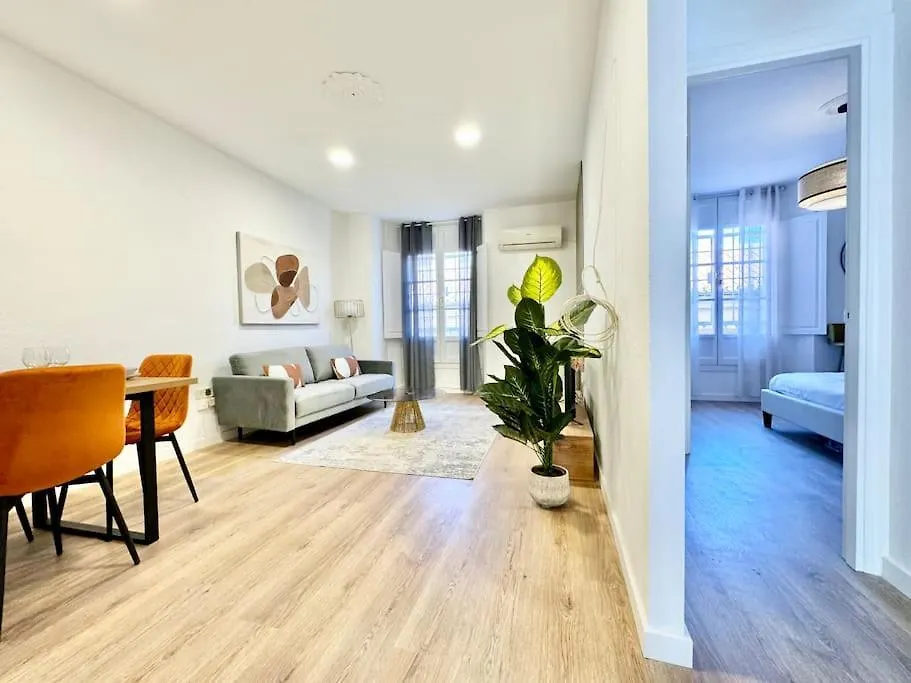 Spacious 3Bd Central Malaga With 2Bh & Ac