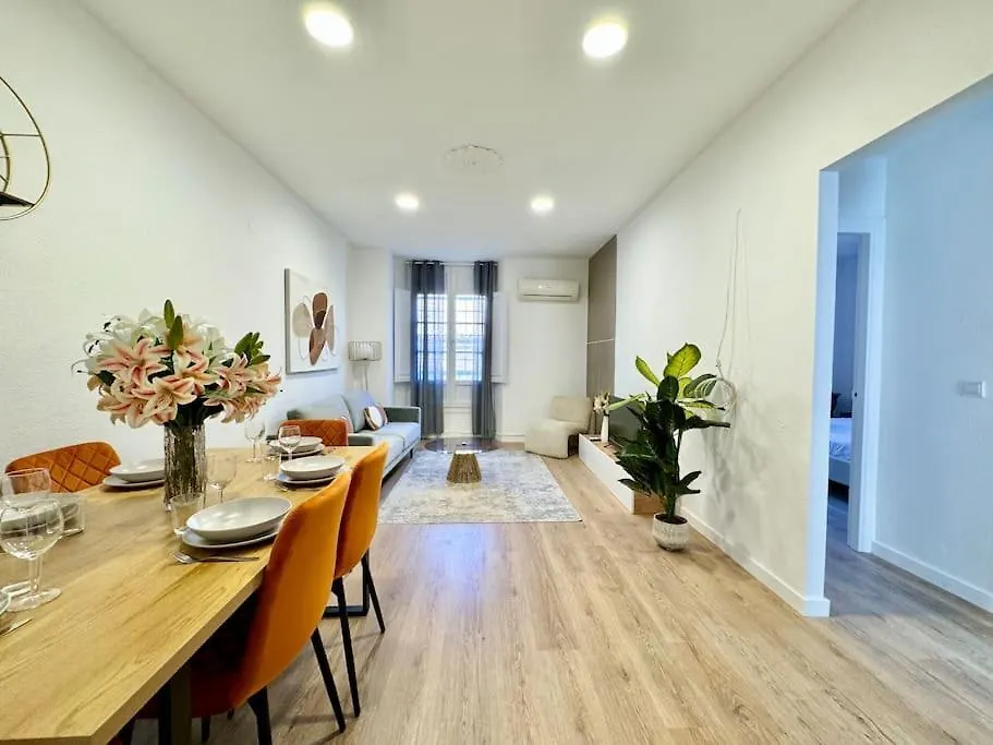 Spacious 3Bd Central Malaga With 2Bh & Ac 0*,  Spain
