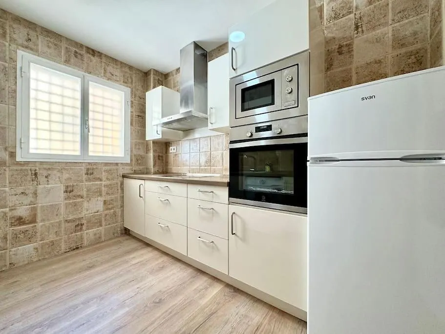 Spacious 3Bd Central Malaga With 2Bh & Ac 0*,
