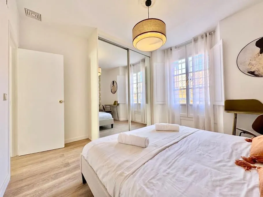 Apartment Spacious 3Bd Central Malaga With 2Bh & Ac