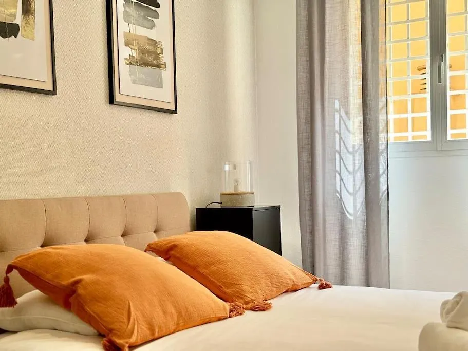Spacious 3Bd Central Malaga With 2Bh & Ac 0*,