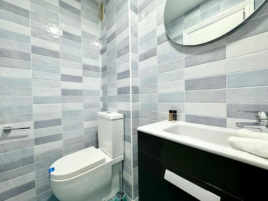 Spacious 3Bd Central Malaga With 2Bh & Ac 0*,  Spain